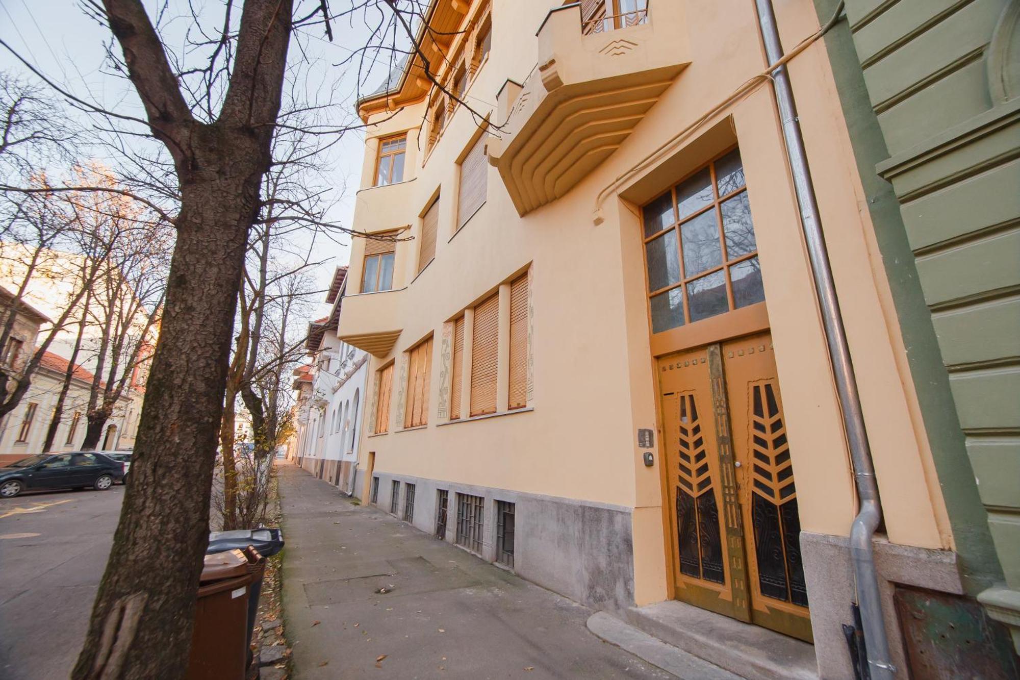 Retro Vibes Near Piata Unirii Lejlighed Oradea Eksteriør billede
